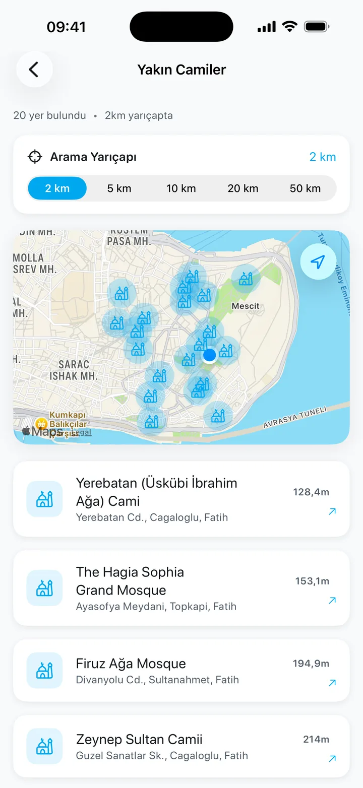 Minara Yakın Camiler ekranı: 2 km yarıçapta 20 yer bulundu, haritada cami işaretleri, altında mesafeye göre sıralı liste